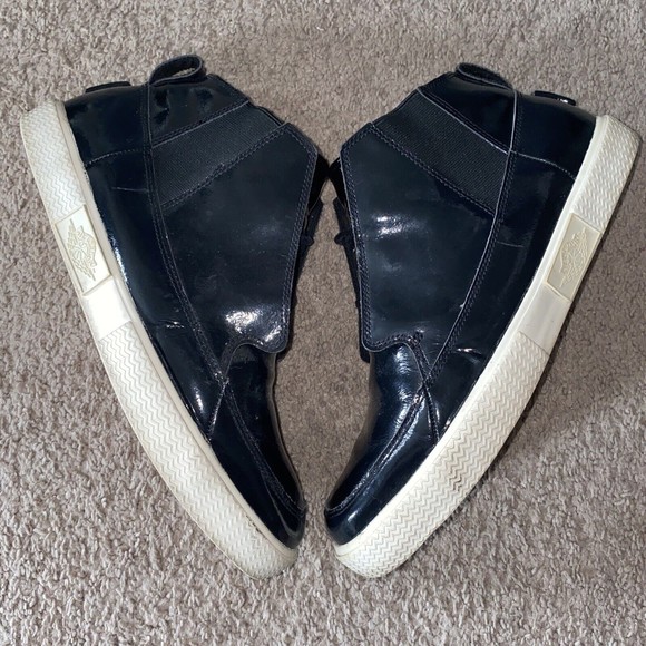 Nike Air Jordan Men’s Grown BLack Sail Patent Leather Retro Size 9 See Desc - Picture 5 of 10